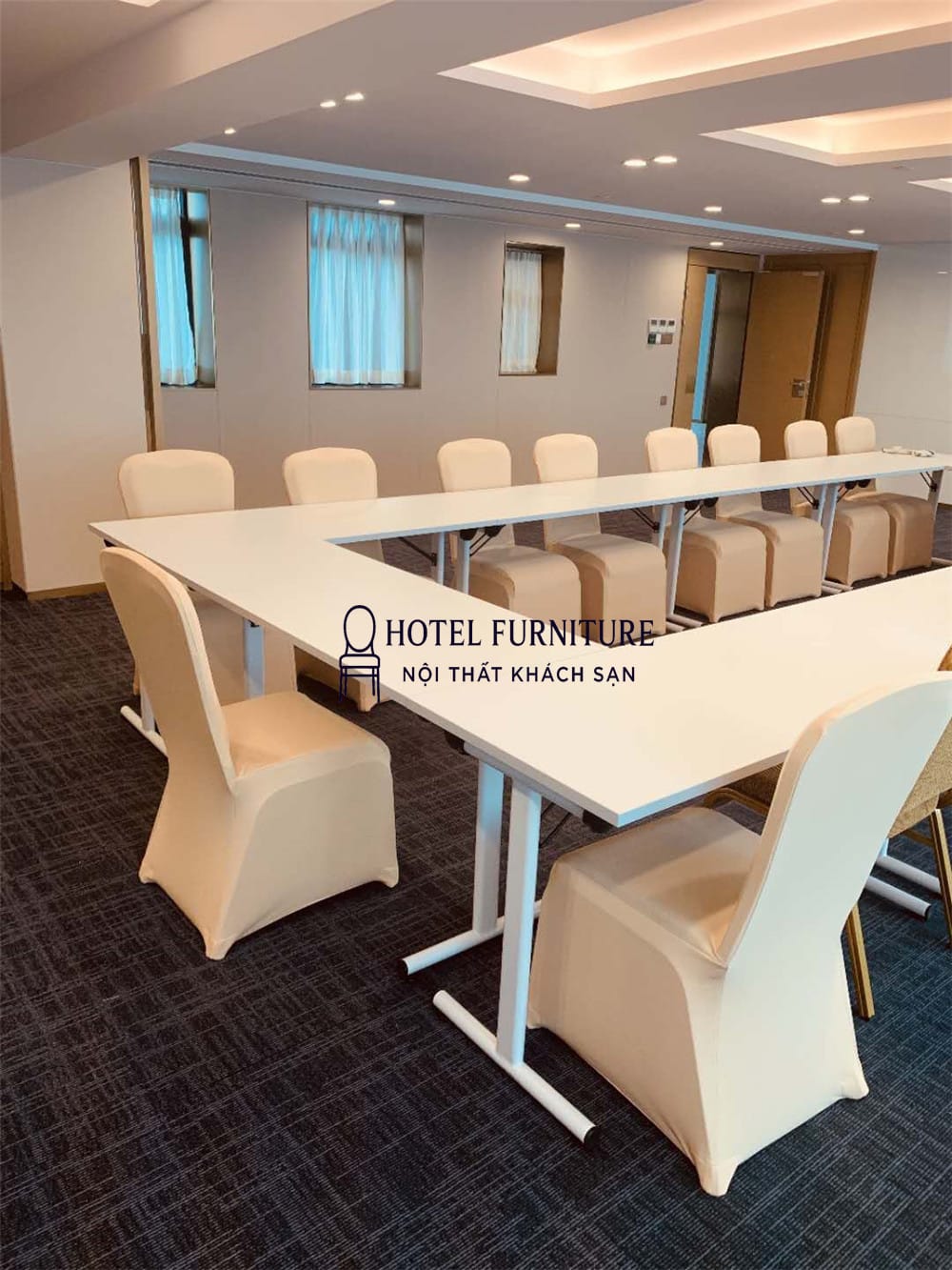 Áo bọc ghế banquet khách sạn